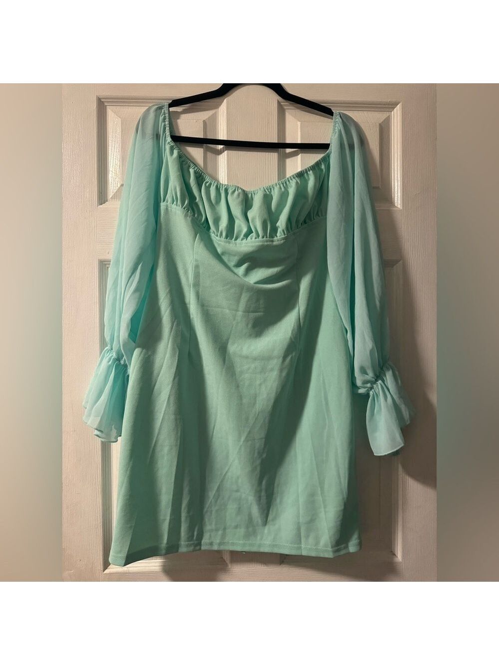 PRETTYLITTLETHING MINT CHIFFON SLEEVE HOOK & EYE BODYCON DRESS SIZE 12 MINI - Picture 6 of 6